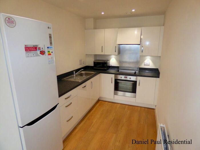 1 Bedroom Flat To Rent In Salisbury Road, Southall, UB2