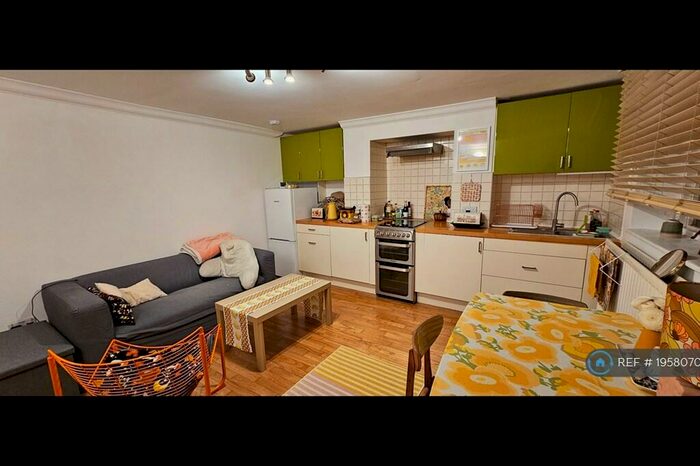 1 Bedroom Flat To Rent In Inverness Street Basement, London, NW1