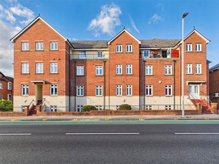 2 Bedroom Apartment For Sale In London Road, Gloucester, Gloucestershire, GL1