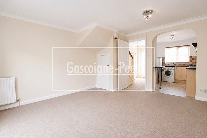 3 Bedroom Property To Rent In A Hawthorne Place, Epsom, KT17
