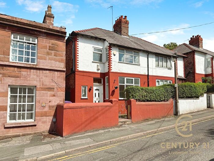 3 Bedroom Semi-Detached House To Rent In Quarry Street South, Woolton Village, L25