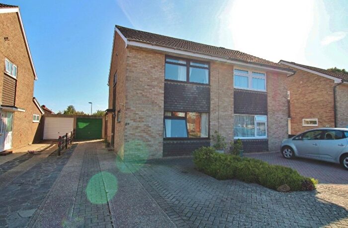 3 Bedroom Semi-Detached House For Sale In Ditton Close, Stubbington, PO14