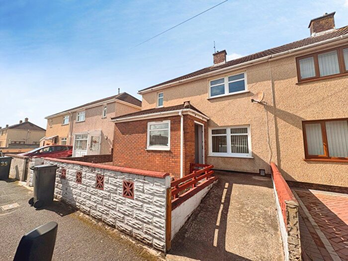 3 Bedroom Property To Rent In St Helier Drive, Sandfields, Port Talbot, SA12