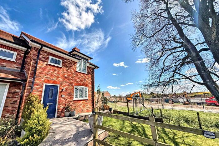 3 Bedroom Semi-Detached House For Sale In Sixpenny Handley, SP5