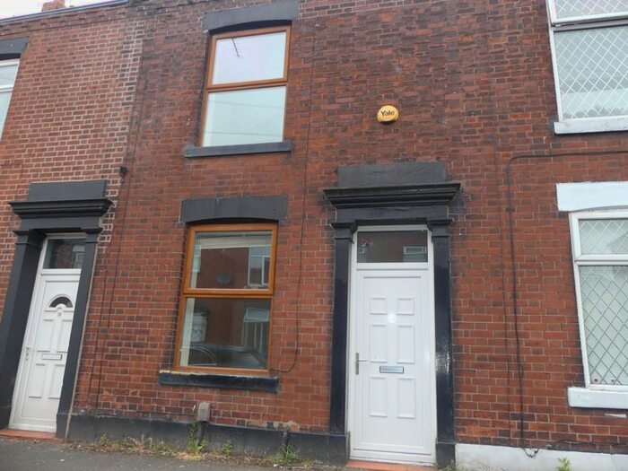 2 Bedroom Terraced House To Rent In Brunswick Street, Shaw, Oldham, OL2