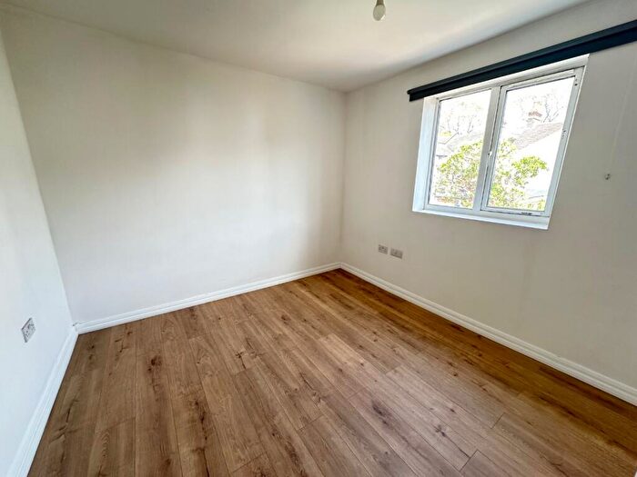 1 Bedroom Maisonette To Rent In Flat, Frederick Street, Luton, Bedfordshire, LU2