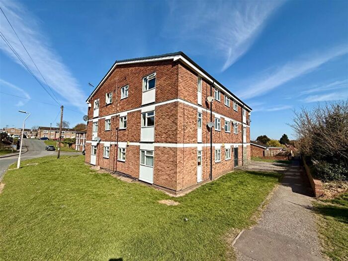 2 Bedroom Flat To Rent In Babworth Court, Mansfield, NG18