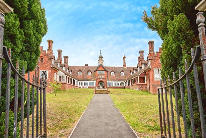 2 Bedroom Town House To Rent In Frank James Court, East Cowes, PO32