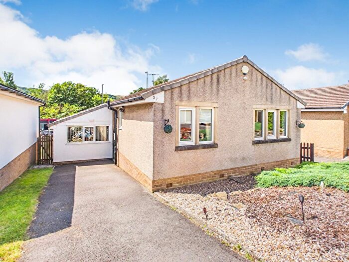 2 Bedroom Detached Bungalow For Sale In Heaton Avenue, Sandbeds, Keighley, BD20