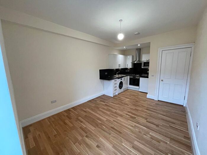 1 Bedroom Flat To Rent In Midlock Street, Glasgow, G51
