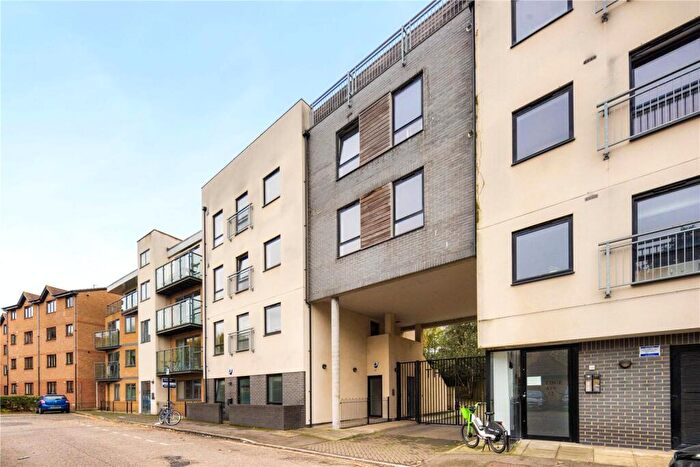 2 Bedroom Flat For Sale In The Edge Apartments, Glenville Grove, Deptford, London, SE8
