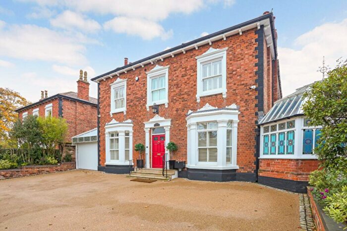 5 Bedroom Detached House For Sale In Liverpool Road, Chester, Cheshire, CH2
