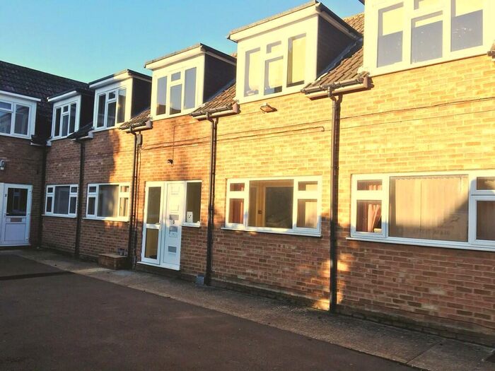 2 Bedroom Terraced House To Rent In Mill Lane, Welwyn, AL6
