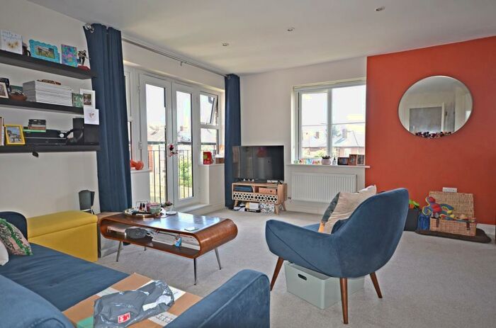 1 Bedroom Apartment To Rent In Gore Road, Burnham, SL1