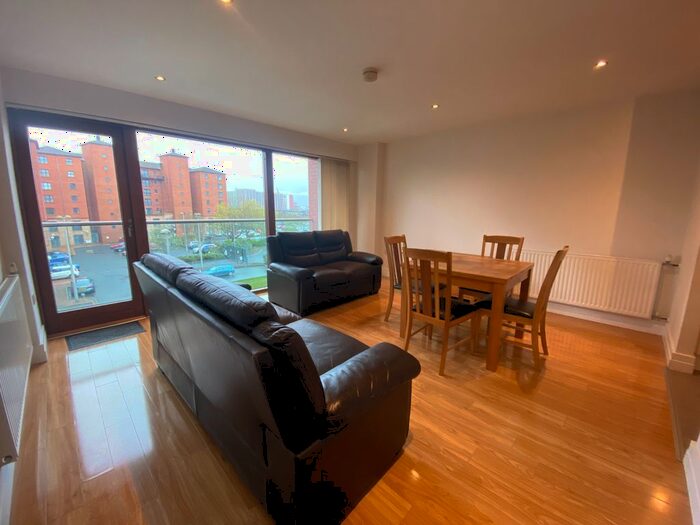 2 Bedroom Flat To Rent In Princes Dock Street, Belfast, BT1