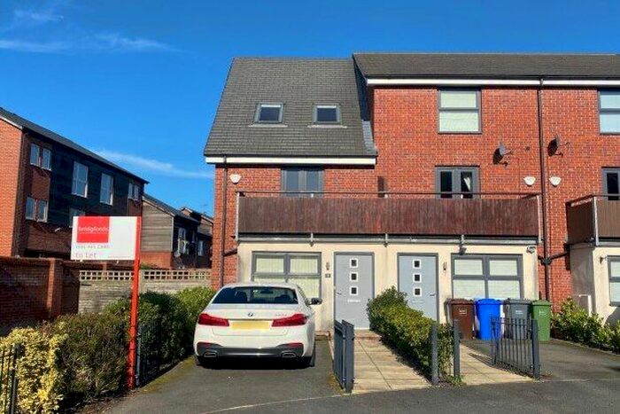3 Bedroom Property To Rent In Houseman Crescent, Manchester, M20