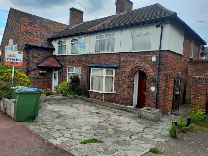 3 Bedroom End Of Terrace House To Rent In Willrose Cresent, Abbey Wood, SE2