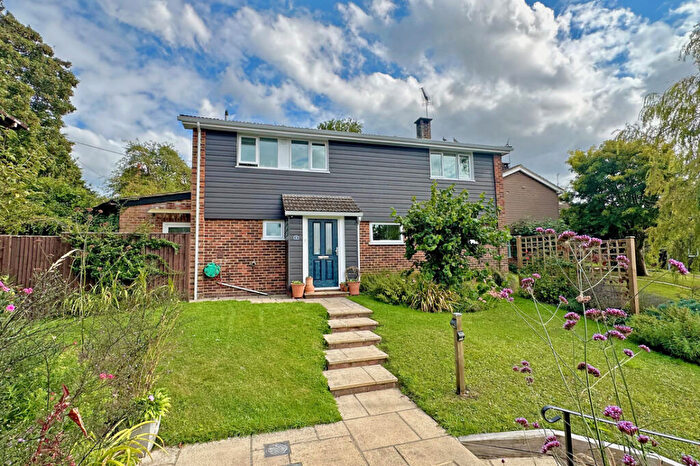 4 Bedroom Detached House For Sale In Chaucer Court, Ewelme, OX10