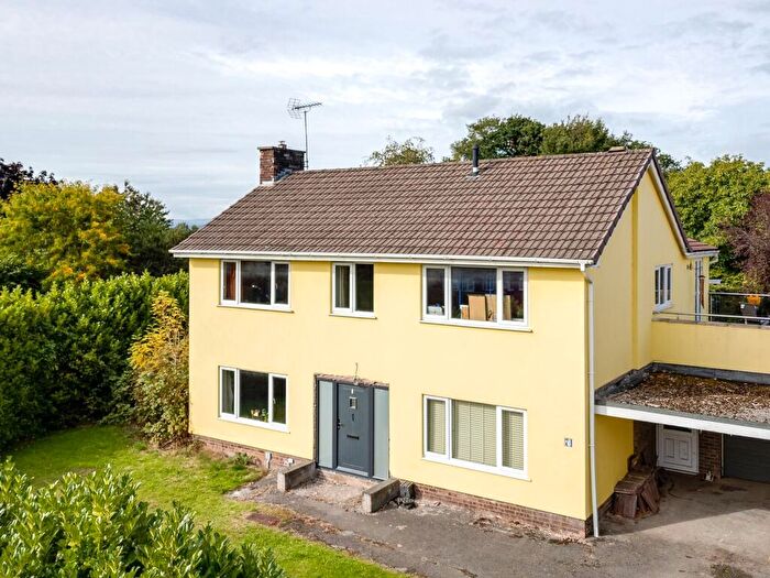 5 Bedroom Detached House For Sale In Lache Lane, Chester, CH4