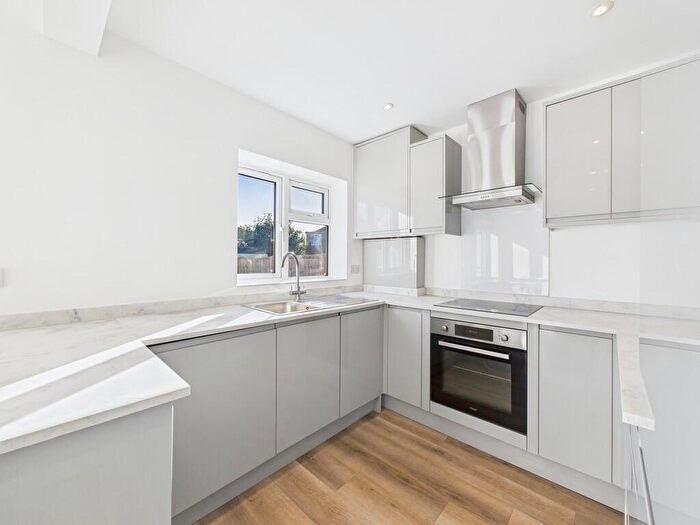 3 Bedroom End Of Terrace House To Rent In Pilgrims Close, Worthing, BN14