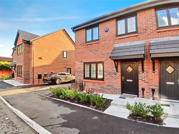 3 Bedroom Semi-Detached House For Sale In Andrews Close, Bury, Greater Manchester, BL8