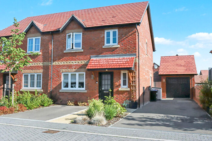 3 Bedroom Semi-Detached House For Sale In Rainbow Rise, Hanslope, MK19
