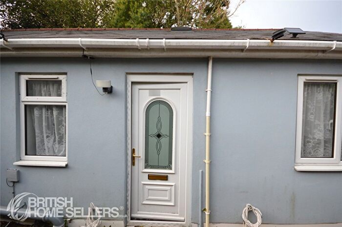 3 Bedroom Bungalow For Sale In Ladysmith Road, Plymouth, Devon, PL4