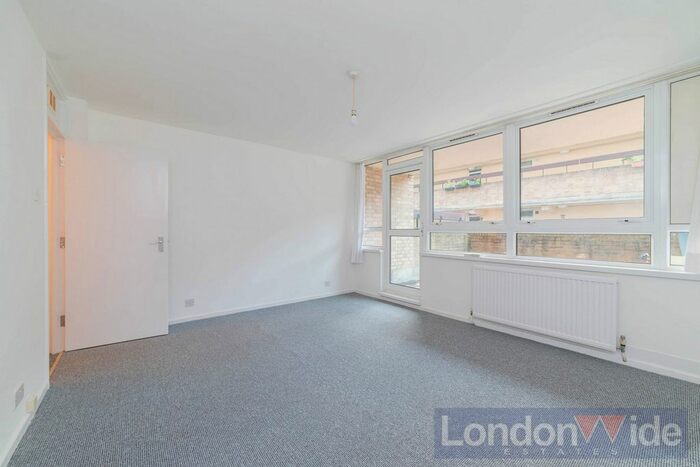 4 Bedroom Flat To Rent In Charfield Court, Shirland Road, W9