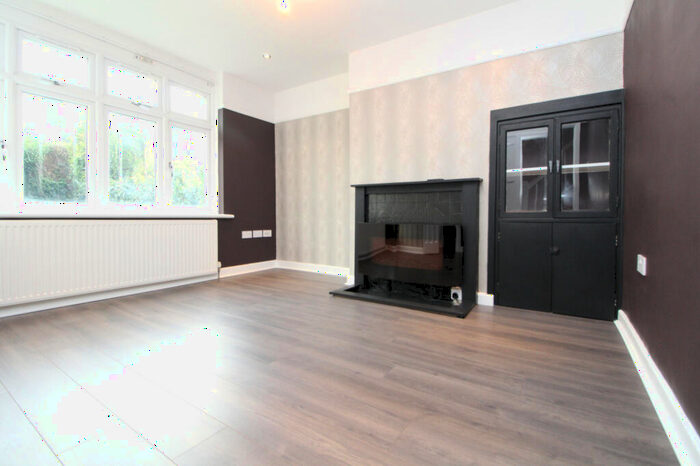 3 Bedroom Terraced House To Rent In Abbey Road, Belvedere, DA17