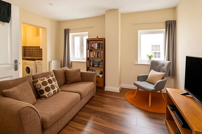 1 Bedroom Flat To Rent In West Street, St Philips, BS2
