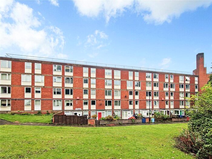 2 Bedroom Flat For Sale In St. Ann's Close, Newcastle Upon Tyne, Tyne And Wear, NE1