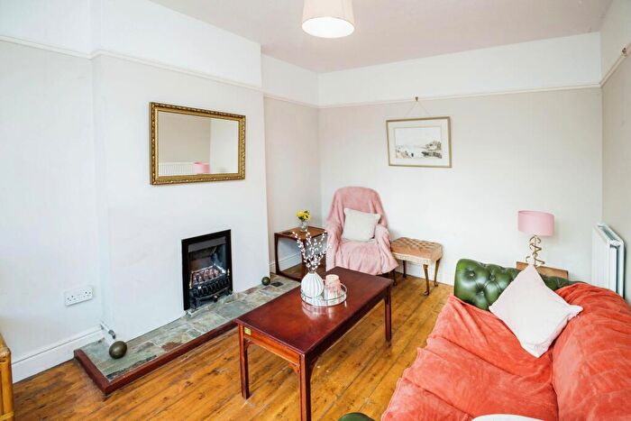 3 Bedroom Detached House For Sale In Chapel Street, Ponciau, Wrexham, LL14