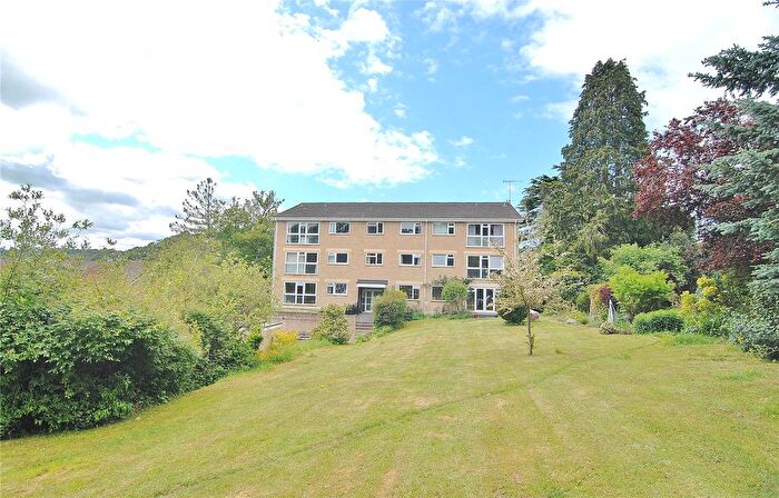 1 Bedroom Flat For Sale In Park Road, Stroud, Gloucestershire, GL5