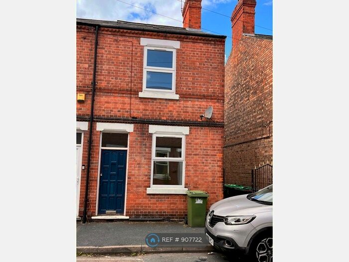 3 Bedroom Semi-Detached House To Rent In Glapton Rd, Nottingham, NG2