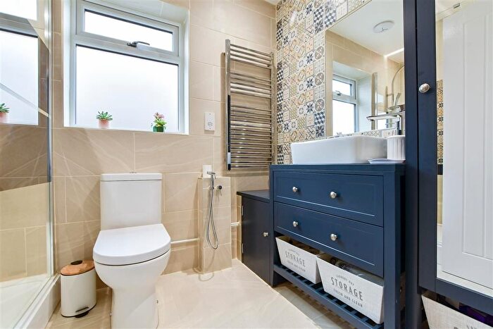 2 Bedroom Semi-Detached Bungalow For Sale In Bradstow Way, Broadstairs, Kent, CT10