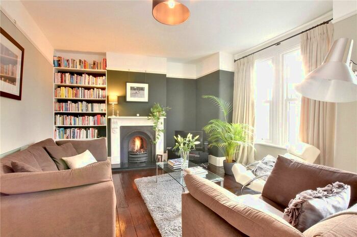 1 Bedroom Flat To Rent In Charlton Road, Charlton, London, SE7