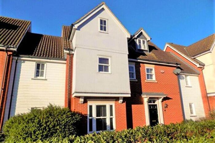 4 Bedroom Town House To Rent In Ridgewell Avenue, Chelmsford, CM1