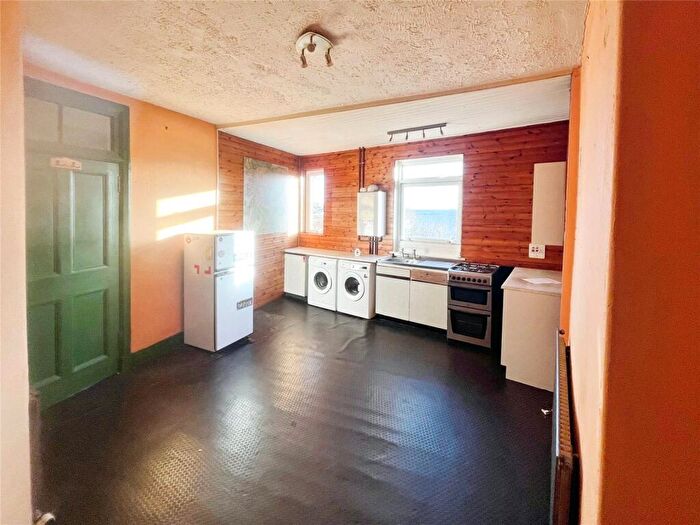 1 Bedroom Flat For Sale In Glebe Park, Inverkeithing, Fife, KY11