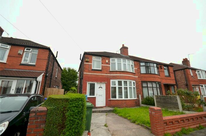3 Bedroom Semi-Detached House To Rent In Stephens Road, Withington, Manchester, Manchester, M20