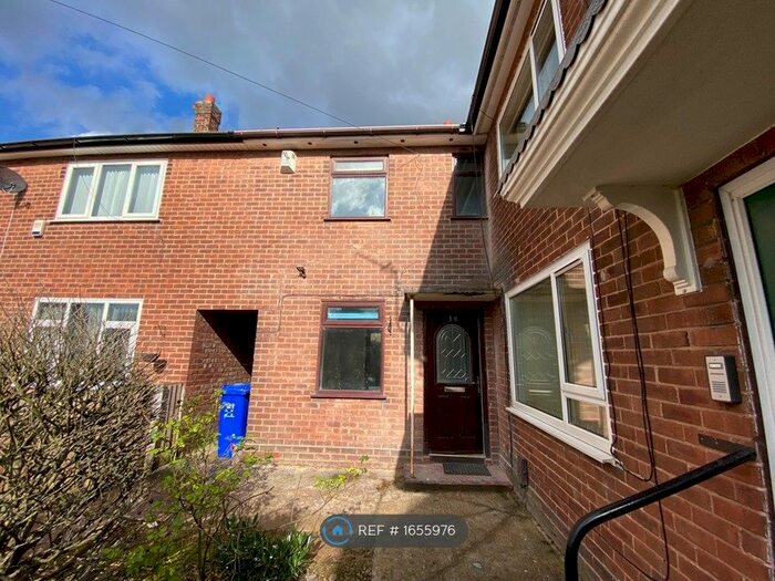 3 Bedroom Terraced House To Rent In Summerfield Road, Manchester, M22