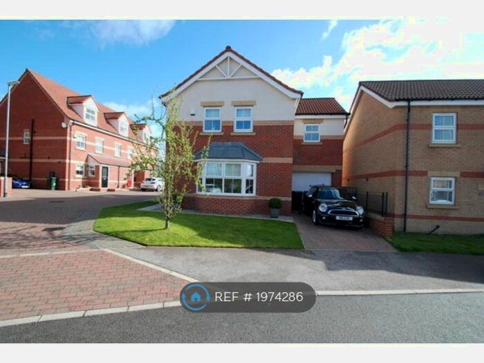 4 Bedroom Detached House To Rent In Roebuck Ridge, Jump, Barnsley, S74
