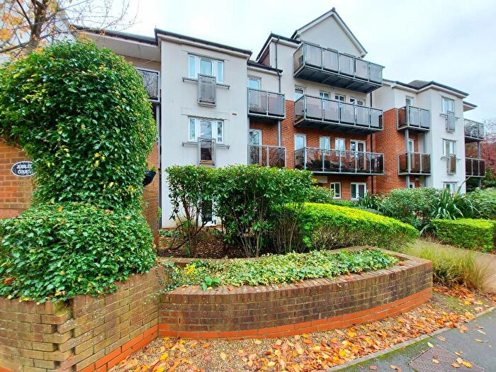 2 Bedroom Apartment To Rent In Eaton Road, Sutton, SM2