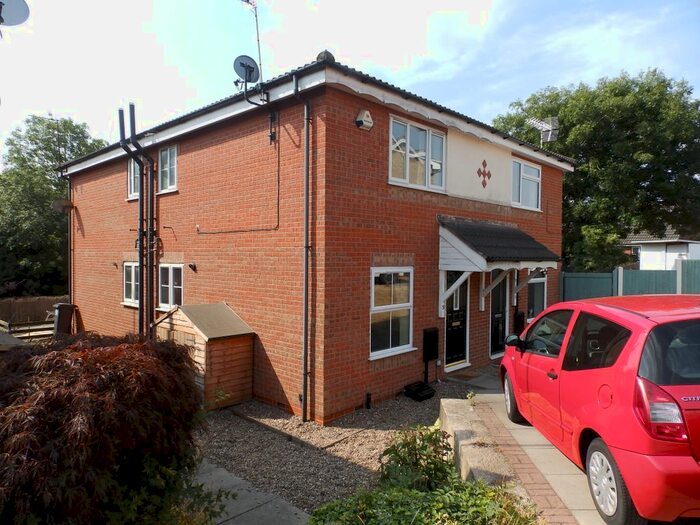 1 Bedroom Town House To Rent In Grimston Close, Thurmaston, Leicester, LE4