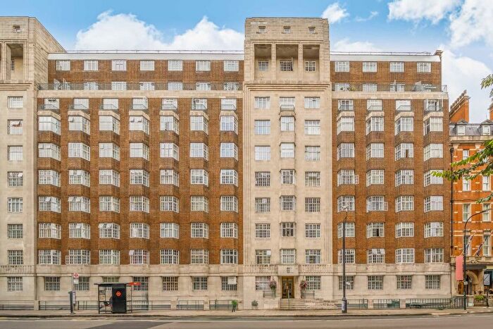 Studio For Sale In Woburn Place, Bloomsbury, WC1H