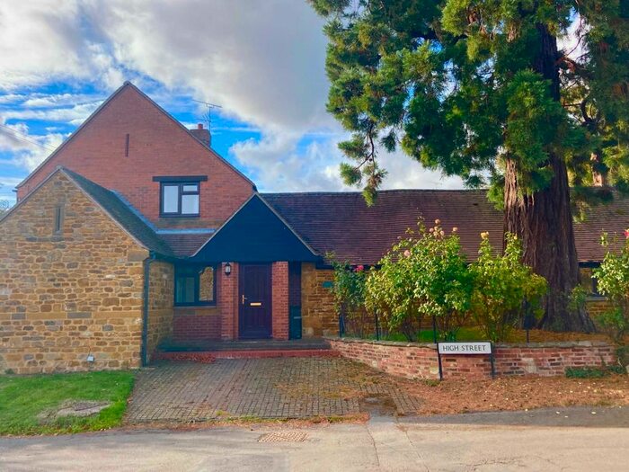 4 Bedroom Detached House To Rent In Cropredy Vicarage, High Street, Cropredy, OX17