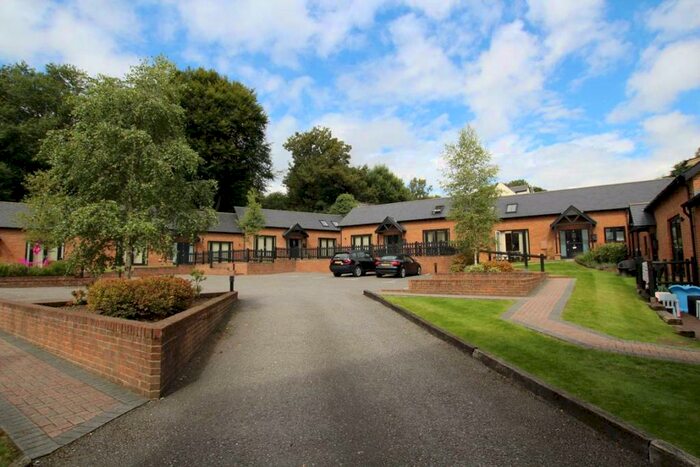 3 Bedroom House To Rent In Brighton Road, Brighton Road, KT20