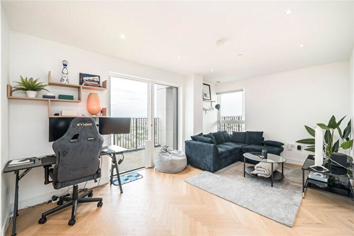 2 Bedroom Apartment To Rent In Pegler Square, Kidbrooke Village, London, SE3