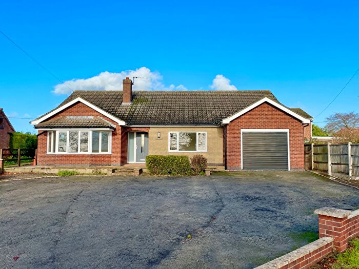 4 Bedroom Detached Bungalow For Sale In Lissington Road, Wickenby, Lincoln, LN3