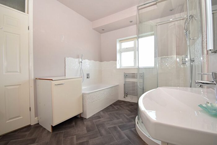 4 Bedroom Semi-detached House To Rent In Hill Road, Pinner, HA5