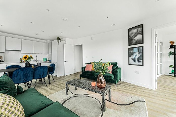 2 Bedroom Flat For Sale In Corner Place, - Herald Street, E2